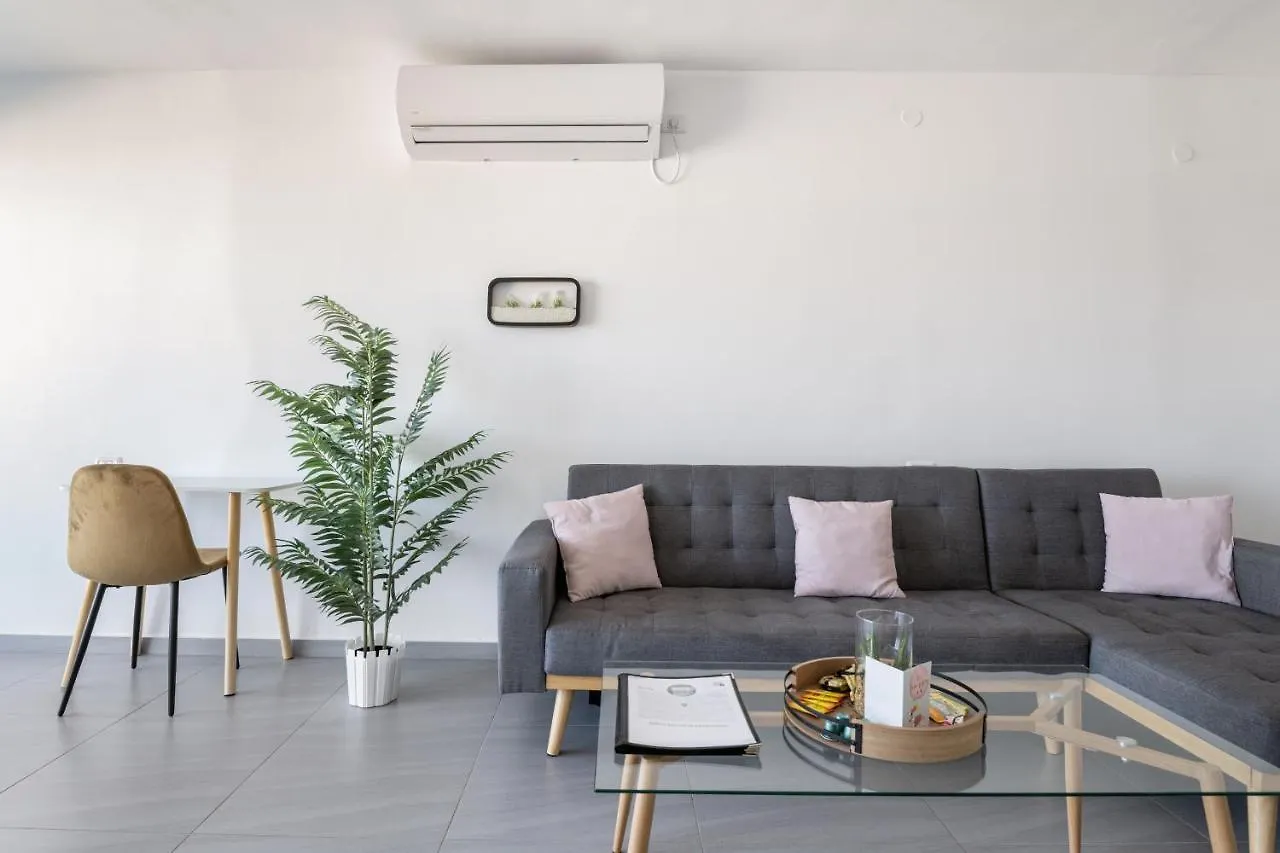 Abbas Bayview Apartment Haifa